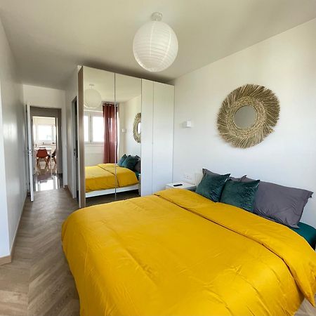 Paris Pantin Magnifique Appartement 4 Pieces De 108M2 Avec 2 Parking Interieur - Tres Cosy Pour 1 A 12 Personnes - Entierement Refait A Neuf Entire Apartment Luxurious And Warm - Pantin Paris 19 Eme Free Wifi Gratuit Exterior foto