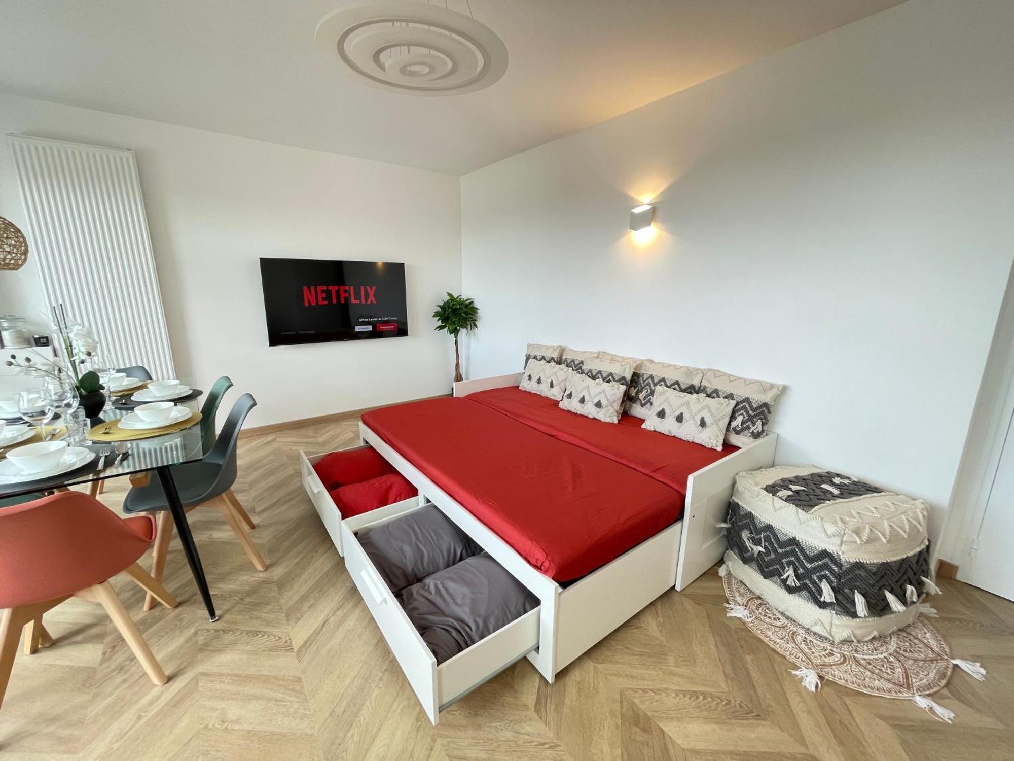 Paris Pantin Magnifique Appartement 4 Pieces De 108M2 Avec 2 Parking Interieur - Tres Cosy Pour 1 A 12 Personnes - Entierement Refait A Neuf Entire Apartment Luxurious And Warm - Pantin Paris 19 Eme Free Wifi Gratuit Exterior foto